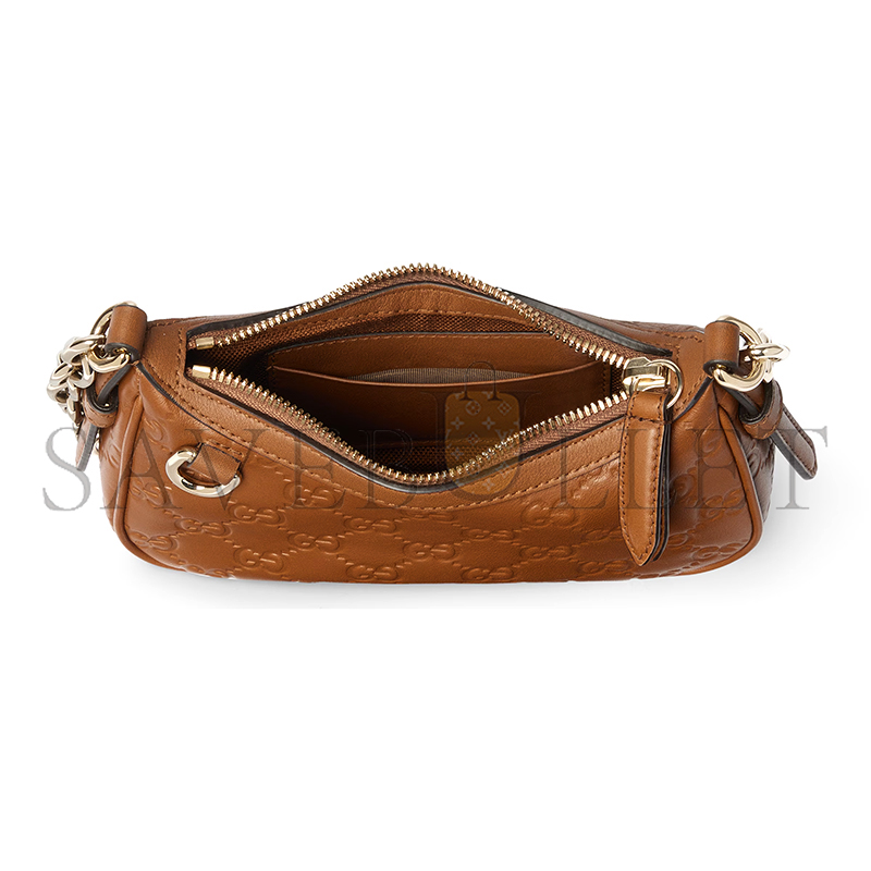 GUCCI GG EMBLEM MINI SHOULDER BAG 847091 (19*12*4cm) GUCCI GG EMBLEM MINI SHOULDER BAG 847091 (19*12*4cm)